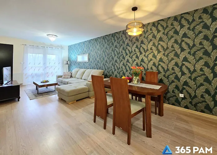 365pam - W Porcie 科沃布热格