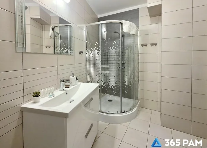 365pam - W Porcie * 科沃布热格